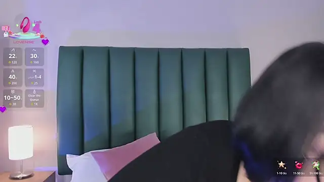 juicy led  online show from 08.04.26