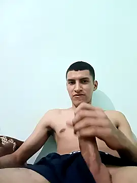 Snapshot of Rogersmit2 chatting on 01.30.25 Rogersmit2 online show from 01.30.25