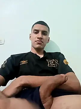 Snapshot of Rogersmit2 chatting on 09.11.25 Rogersmit2 online show from 09.11.25