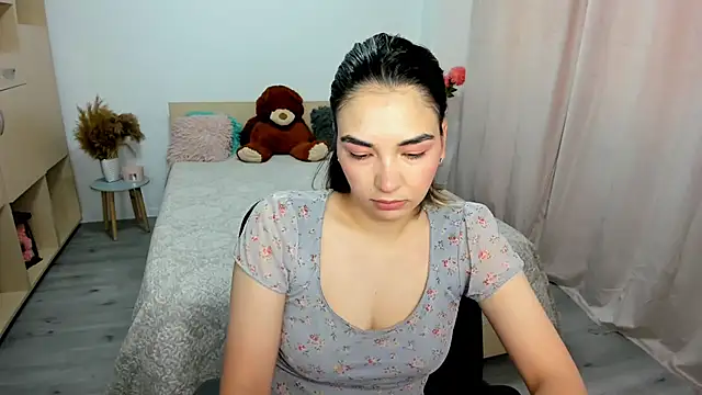 Alexa Dolly12 online show from 06.24.26