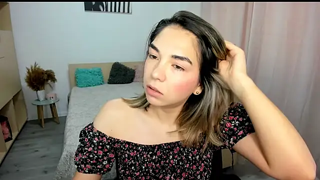 Alexa Dolly12 online show from 08.04.26