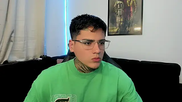 Snapshot of mad_maxxx2 chatting on 01.24.25 mad maxxx2 online show from 01.24.25