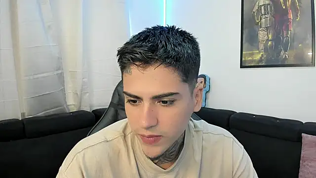 Snapshot of mad_maxxx2 chatting on 02.06.25 mad maxxx2 online show from 02.06.25