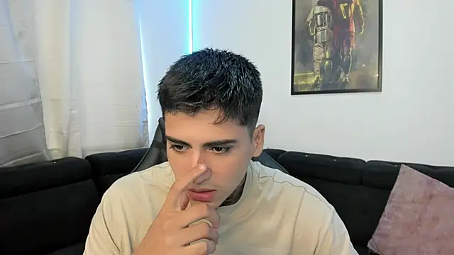 Snapshot of mad_maxxx2 chatting on 02.07.25 mad maxxx2 online show from 02.07.25