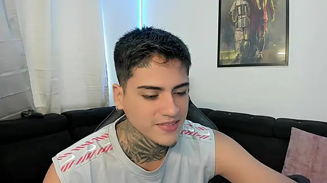 Snapshot of mad_maxxx2 chatting on 02.09.25 mad maxxx2 online show from 02.09.25