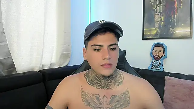 Snapshot of mad_maxxx2 chatting on 03.01.25 mad maxxx2 online show from 03.01.25