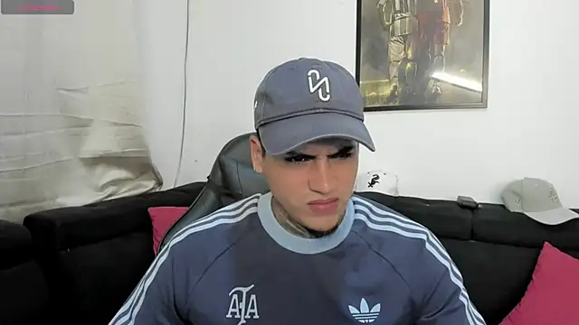 Snapshot of mad_maxxx2 chatting on 10.24.25 mad maxxx2 online show from 10.24.25