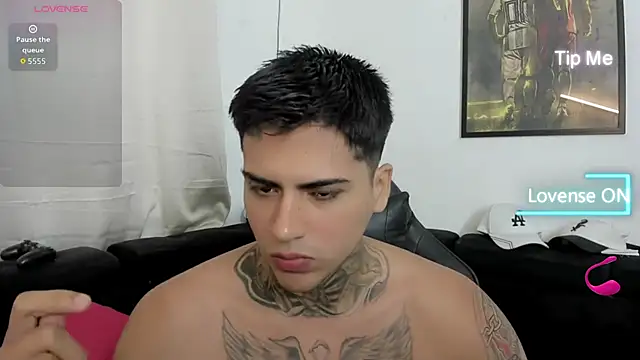 Snapshot of mad_maxxx2 chatting on 11.29.25 mad maxxx2 online show from 11.29.25