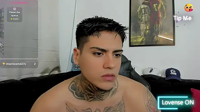 Snapshot of mad_maxxx2 chatting on 02.10.26 mad maxxx2 online show from 02.10.26