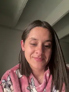 Snapshot of Alice_milf_ chatting on 04.30.26 Alice milf online show from 04.30.26