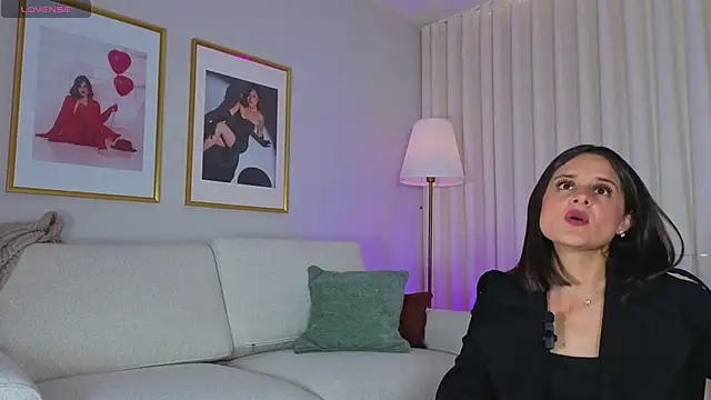 Snapshot of Alice_milf_ chatting on 05.02.26 Alice milf online show from 05.02.26