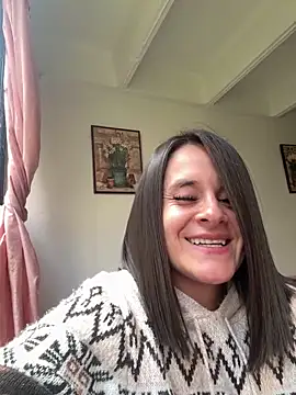 Snapshot of Alice_milf_ chatting on 05.15.26 Alice milf online show from 05.15.26