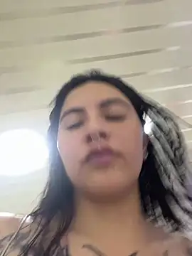  luna torres online show from 05.04.26