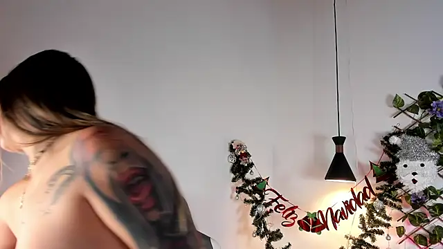 Snapshot of kaia_cooper4 chatting on 12.09.24 kaia cooper4 online show from 12.09.24