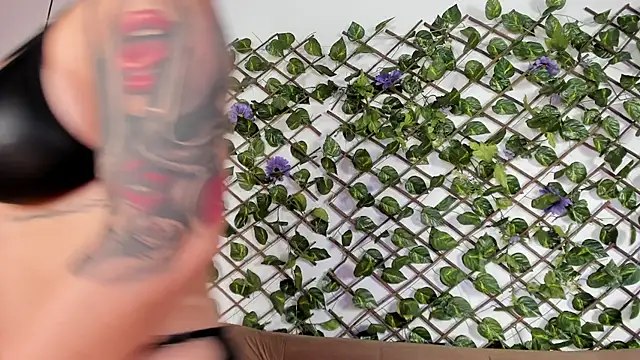 Snapshot of kaia_cooper4 chatting on 01.27.25 kaia cooper4 online show from 01.27.25