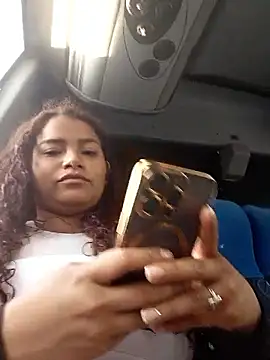 loly marce online show from 10.25.25