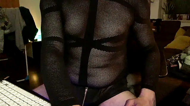 tomz0819 online show from 10.02.25