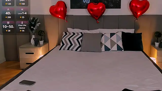 Snapshot of MiaBecky chatting on 02.13.25 MiaBecky online show from 02.13.25