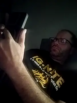 crazycam619 online show from 11.19.25