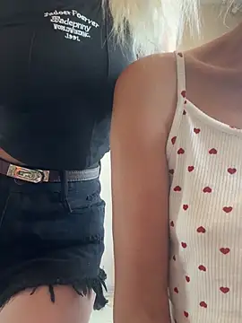 SweetCupcaks online show from 06.18.26