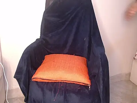 Mamii water online show from 02.13.25