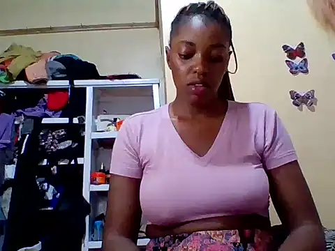 Snapshot of Zara_Twilight chatting on 02.18.26 Zara Twilight online show from 02.18.26