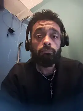 Snapshot of C8L3U chatting on 12.03.24 C8L3U online show from 12.03.24