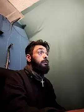 Snapshot of C8L3U chatting on 12.04.24 C8L3U online show from 12.04.24