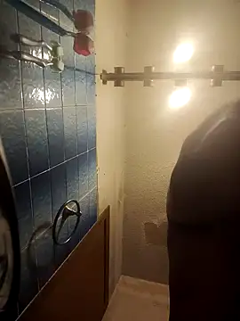 Snapshot of C8L3U chatting on 12.06.24 C8L3U online show from 12.06.24