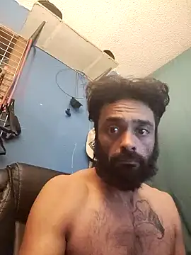 Snapshot of C8L3U chatting on 12.13.24 C8L3U online show from 12.13.24