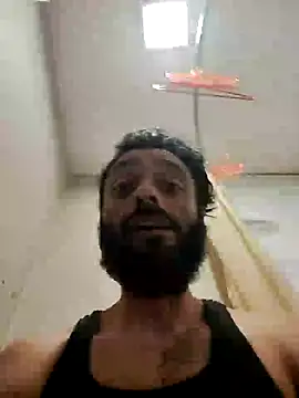 Snapshot of C8L3U chatting on 01.20.25 C8L3U online show from 01.20.25