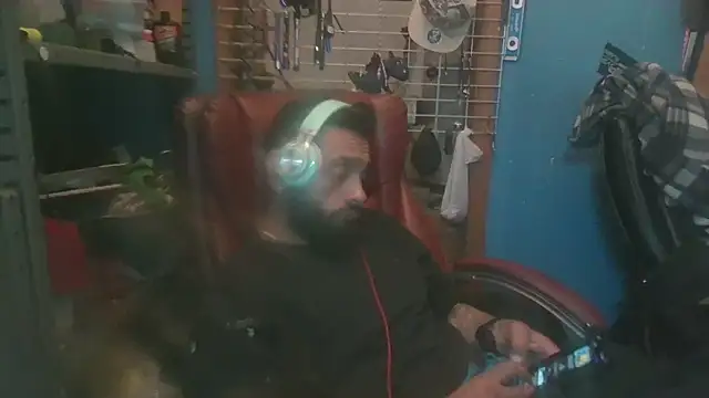 Snapshot of C8L3U chatting on 02.16.25 C8L3U online show from 02.16.25