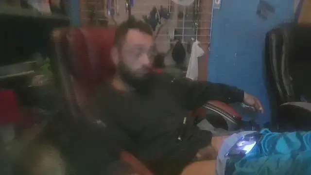 Snapshot of C8L3U chatting on 02.16.25 C8L3U online show from 02.16.25