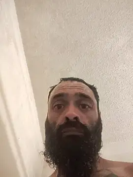 Snapshot of C8L3U chatting on 03.18.25 C8L3U online show from 03.18.25