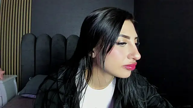 Nicolette ks  online show from 05.05.26