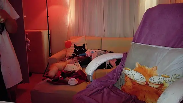 AllisonCatUwU online show from 05.27.26