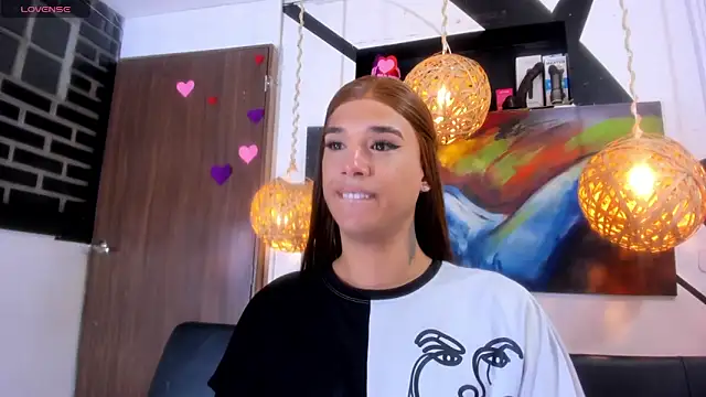 Snapshot of victoria_aleia_ chatting on 05.23.26 victoria aleia online show from 05.23.26