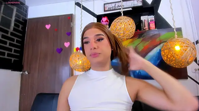 Snapshot of victoria_aleia_ chatting on 06.19.26 victoria aleia online show from 06.19.26