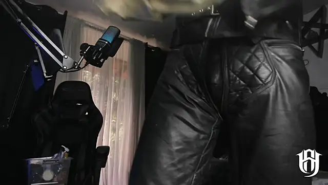 allanhurtss online show from 12.31.24