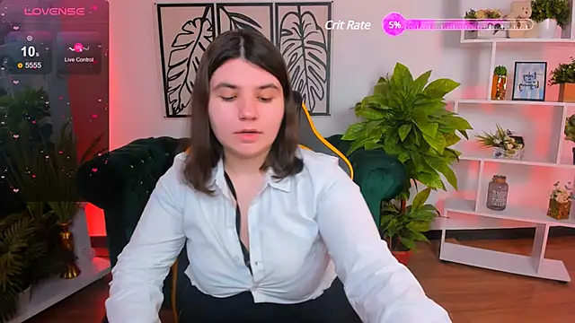 Viola  Shy online show from 02.27.25