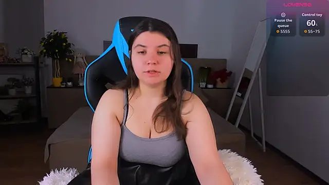 Viola  Shy online show from 01.18.26