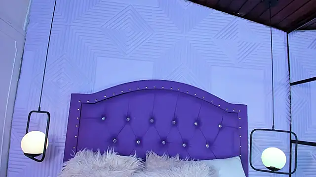 sarah banks1 online show from 02.06.26