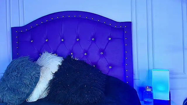 sarah banks1 online show from 06.29.26