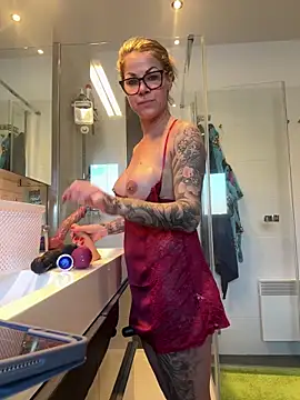 Tatjana Sue online show from 12.30.24