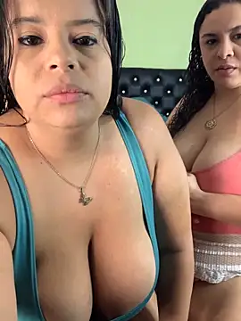 twocurvylatins online show from 11.23.25