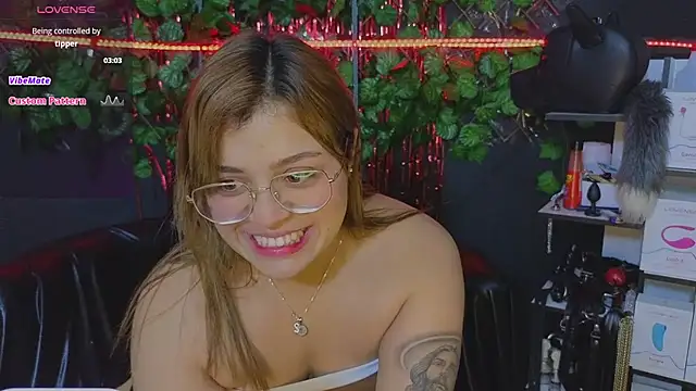 Sweett Mollyy online show from 11.23.25