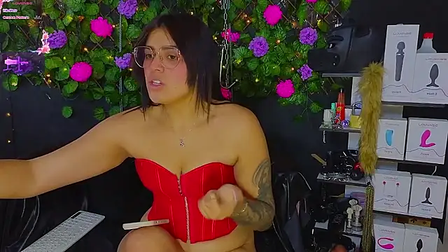Sweett Mollyy online show from 05.05.26