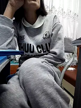 Haralushiaaa online show from 12.04.25