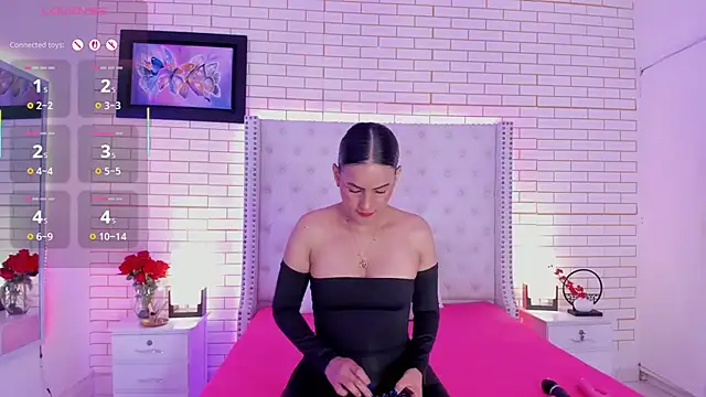 Coco Balenciaga  online show from 08.05.26