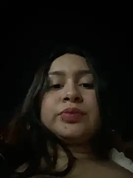 Pretty Isadora online show from 03.09.25